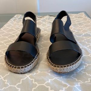 Cole Haan Leather Sandals. 8.5. Black. Excellent Condition.